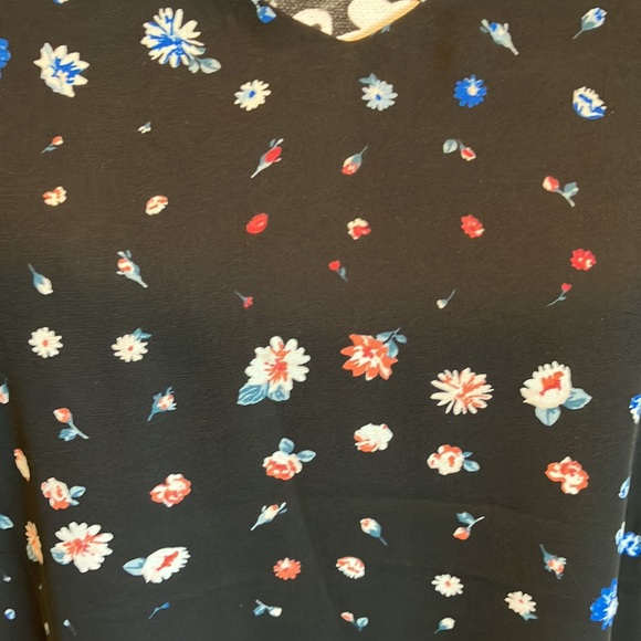 Black with floral print fully lined tank. - Picture 2 of 11